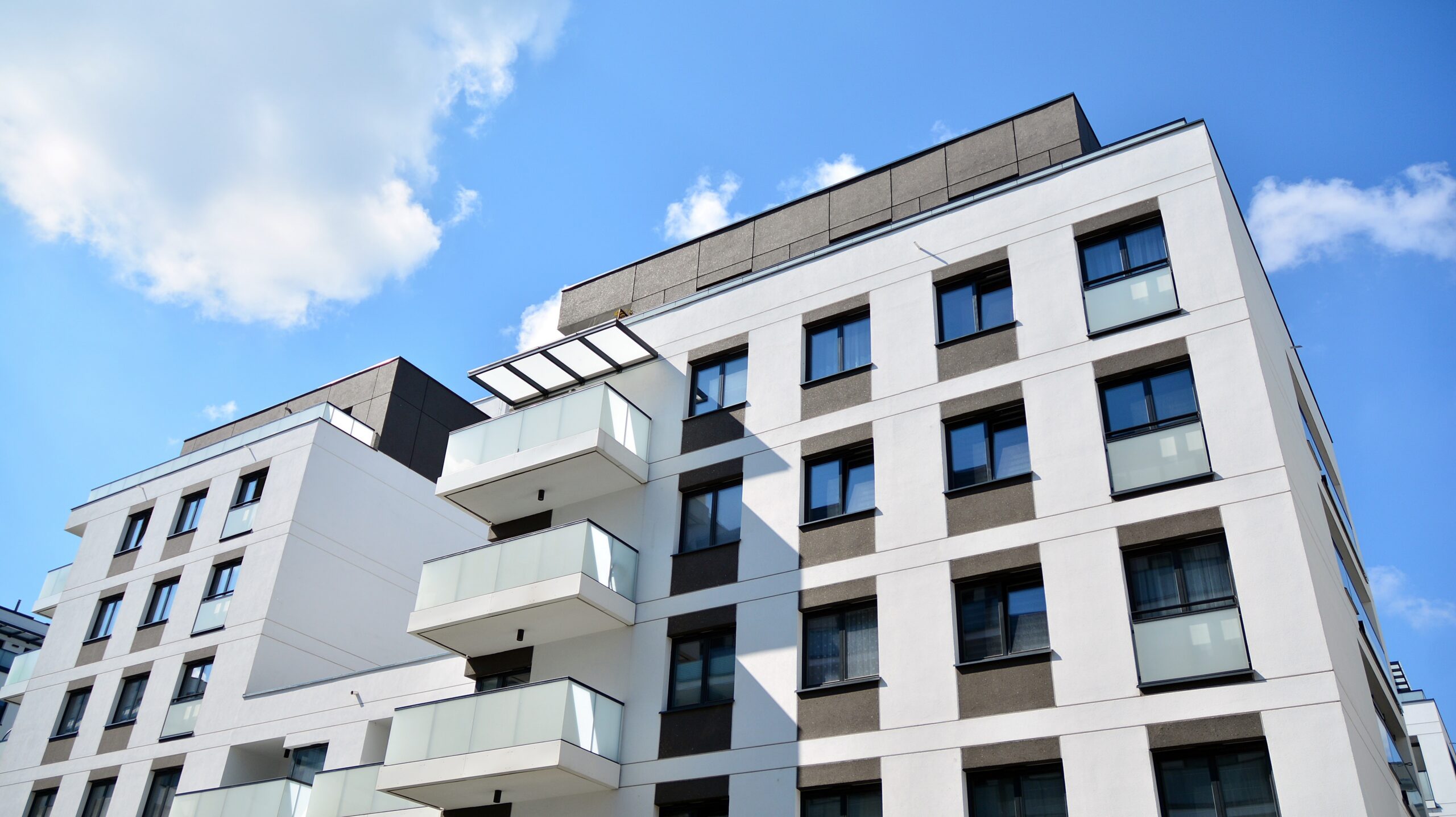 3V Infrastructure and CBRE Partner to Expand EV Charging Infrastructure at Multifamily Properties Across the U.S. with No-Cost Solution