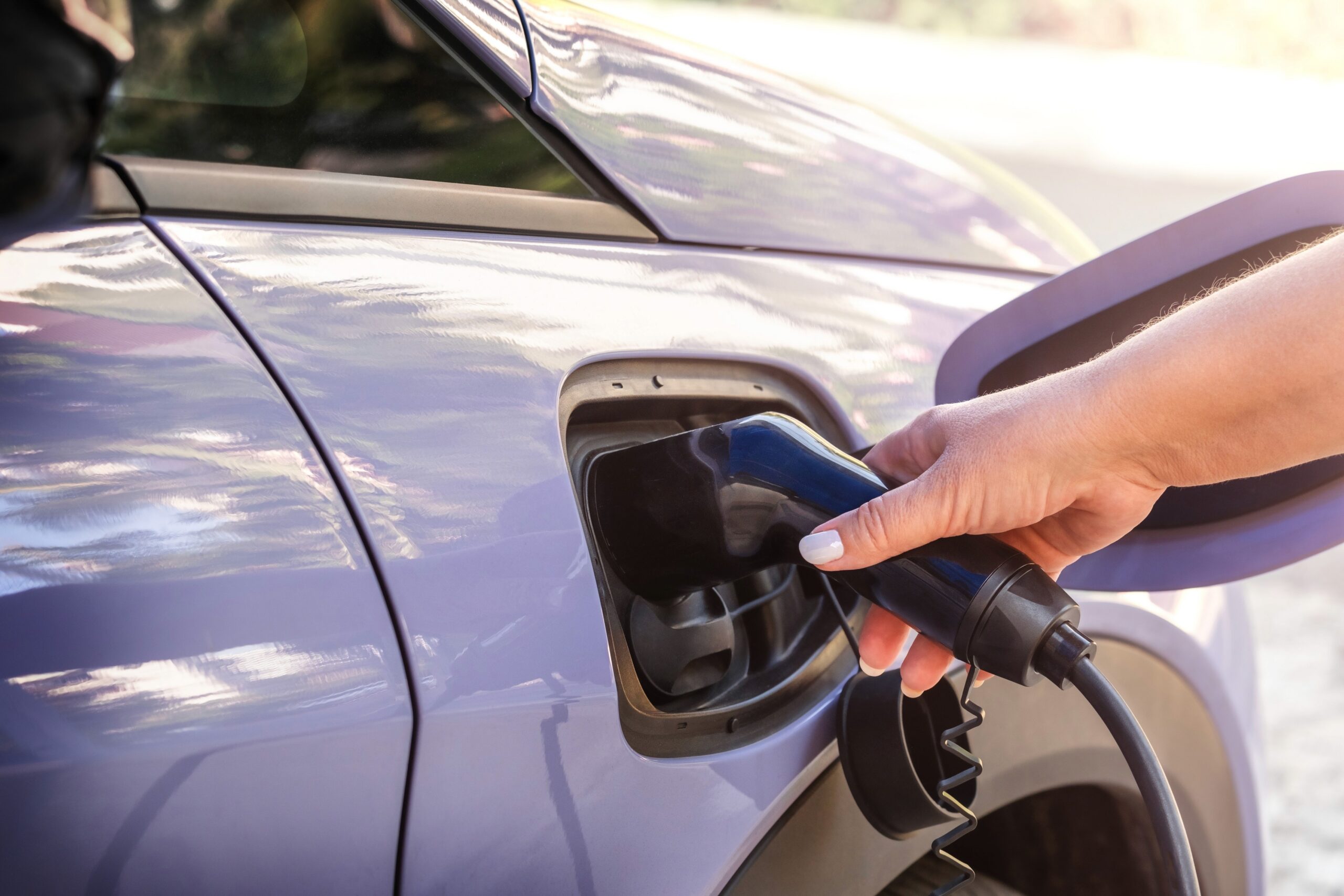 EV Adoption and Multifamily Charging: Insights from ZETA’s Corey Cantor and 3V CEO Aubrey Gunnels